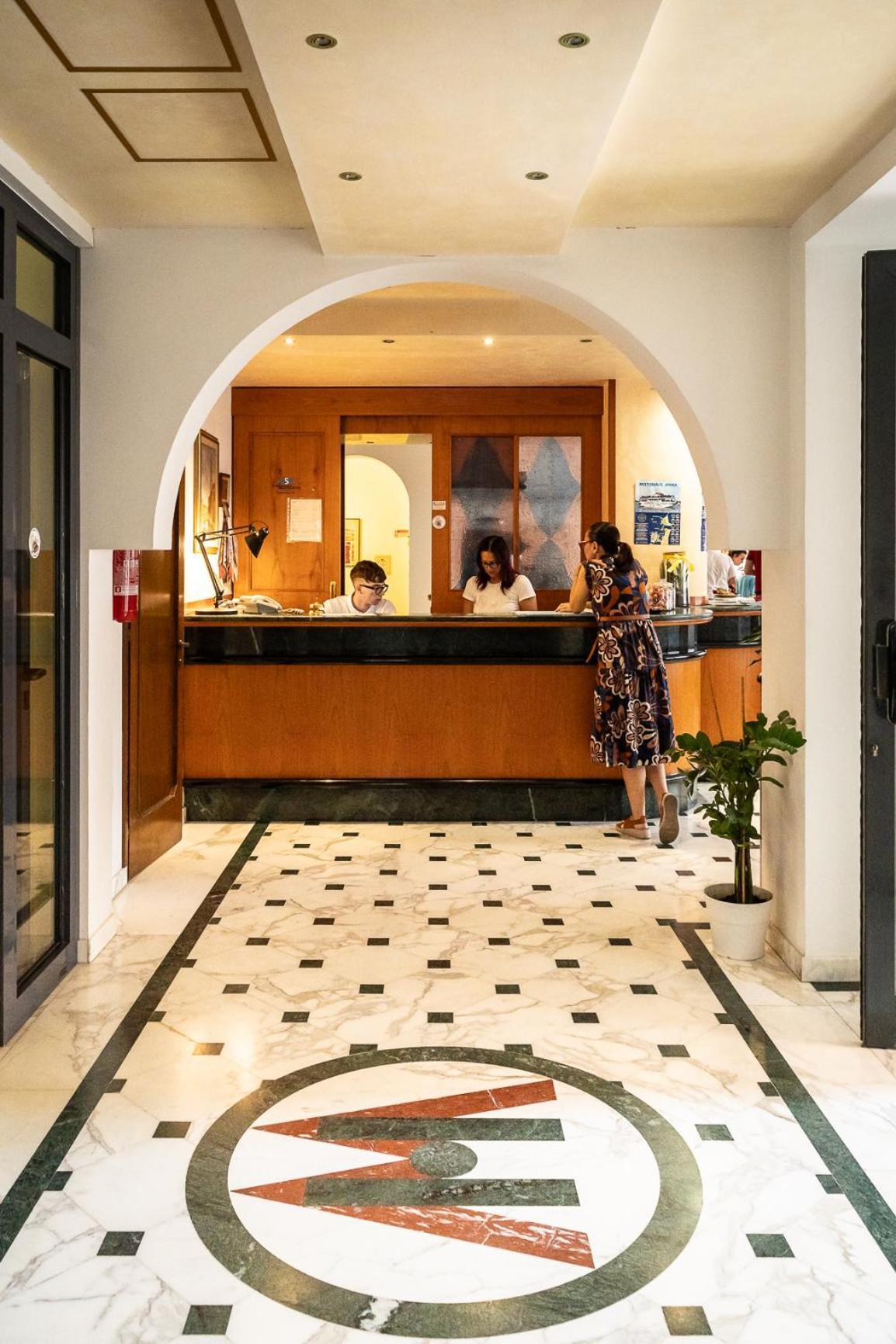 Easy Hotel Meryon Sottomarina Dış mekan fotoğraf