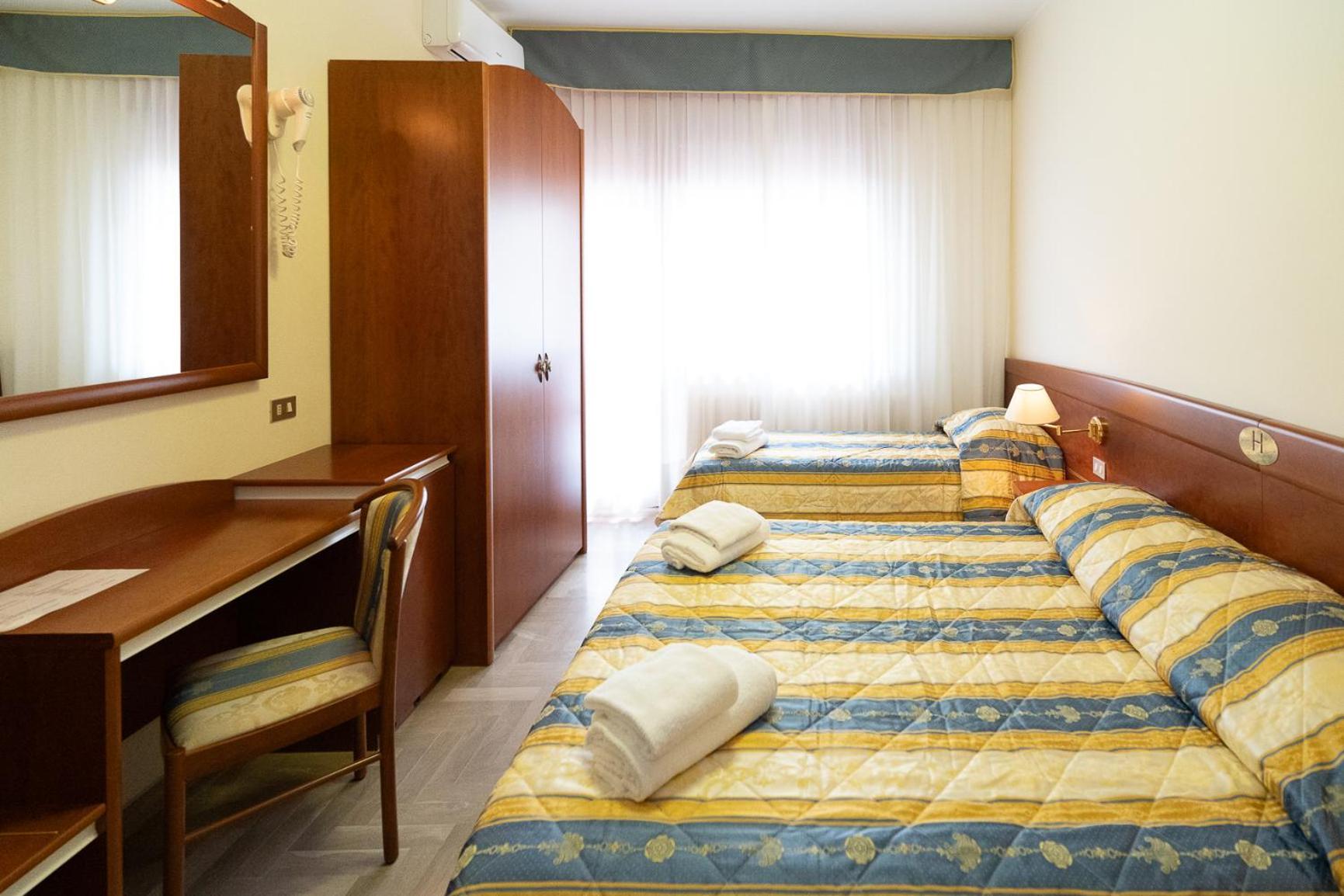 Easy Hotel Meryon Sottomarina Oda fotoğraf